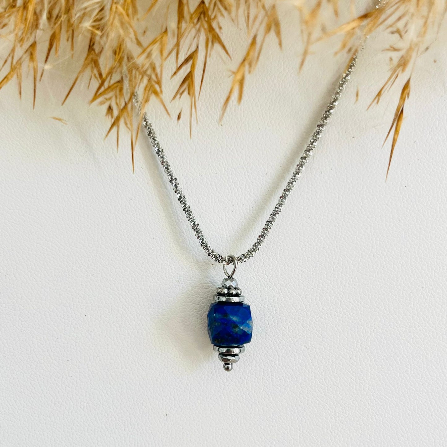 Collier Delhi